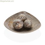 Կենտրոնական զարդարանք՝ Versa Brown MDF փայտից, 31,5 x 9 x 31,5 սմ